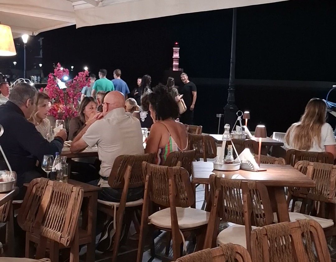 Traditional Cretan dinner at 6 Kamares restaurant in Chania Old Town