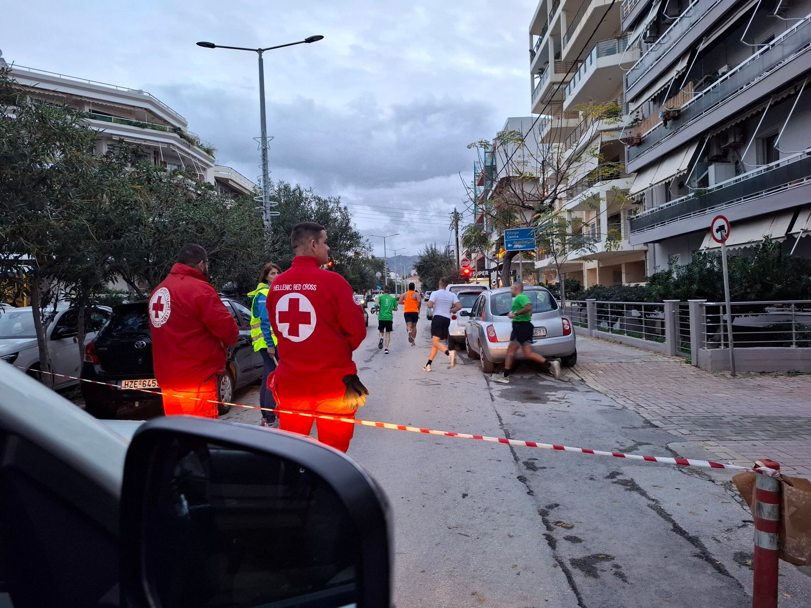 Volunteers assisting runners in Chania Night Run