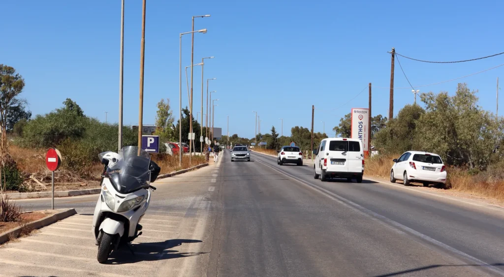 Main road from Chania International Airport toward Chania city