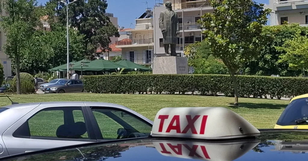 Licensed taxi in Chania city center near the Eleftherios Venizelos monument