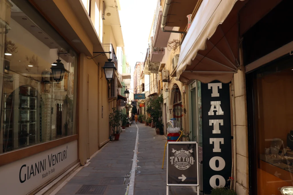 Pedestrian shopping street in Rethymno Old Town