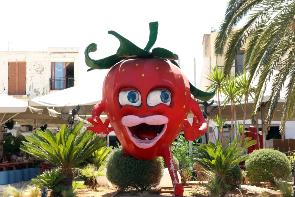 Large strawberry sculpture in Rethymno